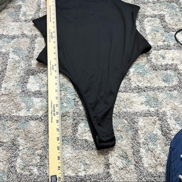 Pretty little thing womens black snap one piece bodysuit size 12 - Picture 6 of 8